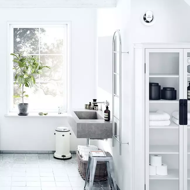 Extractor de baño Svara con sensor de humedad y luz 100-125mm (controlado por app)