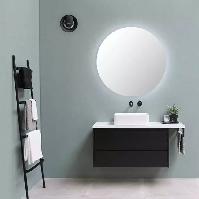 Extractor de baño Svara con temporizador, sensor de humedad y de luz, 100-125 mm (controlado por aplicación) NEGRO