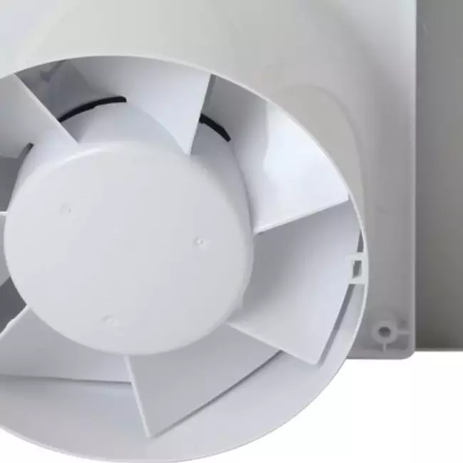 Extractor de baño de Ø 100 mm con temporizador y retardo de encendido - frontal de cristal en dorado satinado